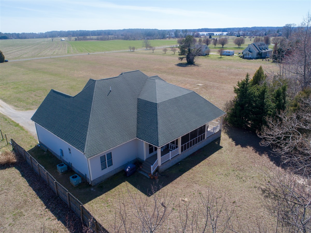 Custom Waterfront Home Deep Water Bay Access FX4570