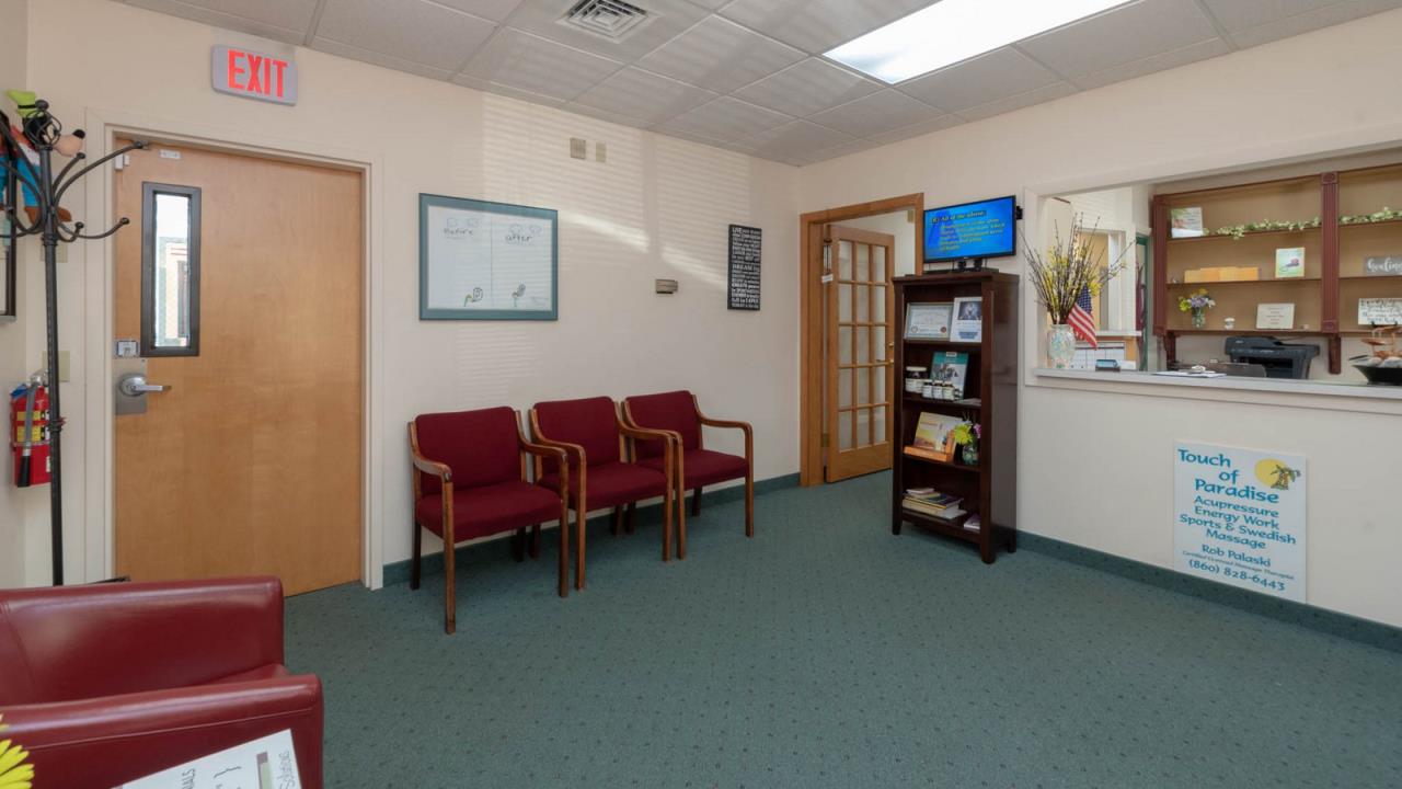 Large Office Condo AP19023