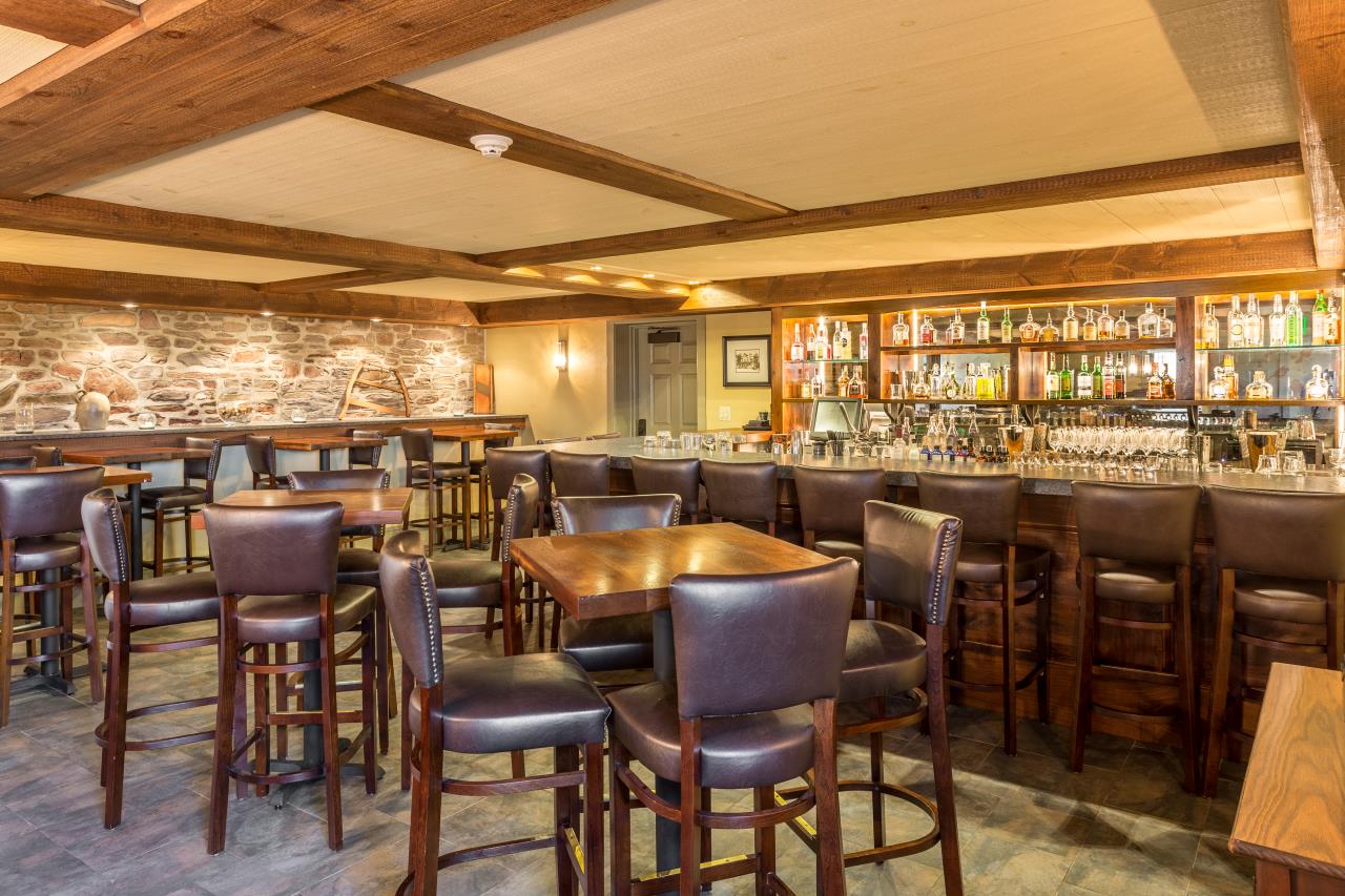 Historic Mainland Inn, 7.76 Acres, Montgomery County AL61819A