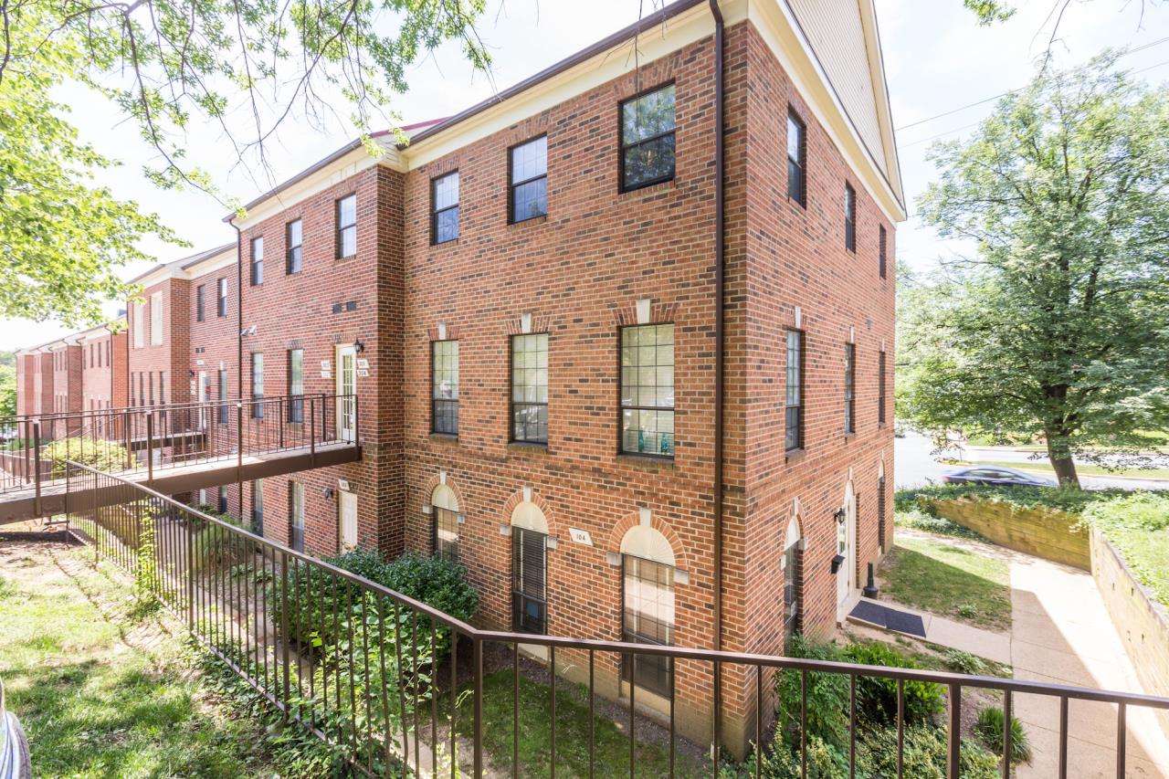 Office Condo Near Fairfax Courthouse FX7318