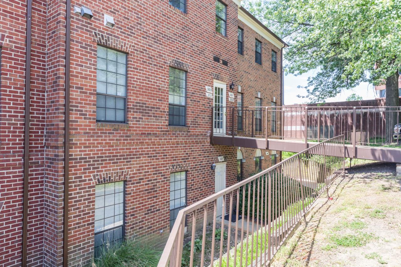 Office Condo Near Fairfax Courthouse FX7318