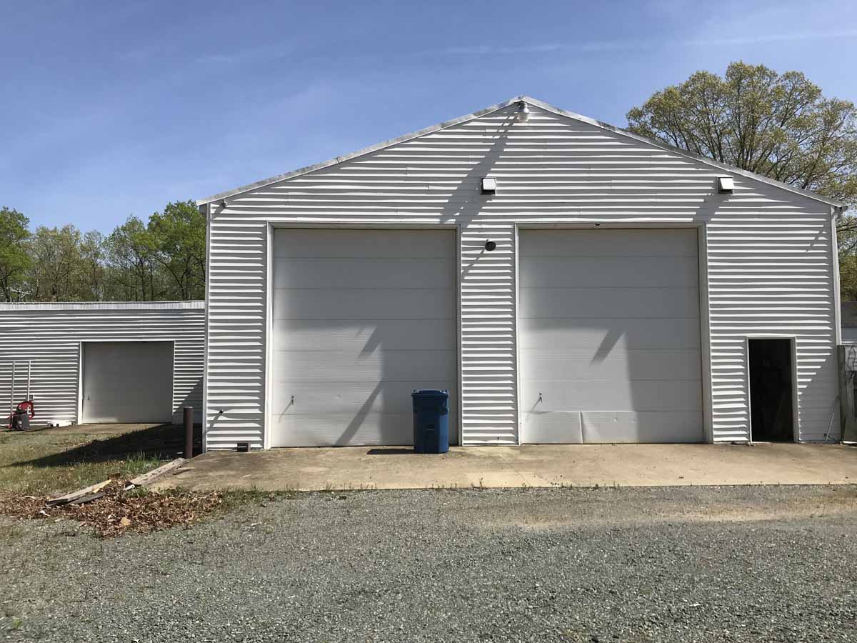 Modern Shop/Warehouse with Large Fenced Storage Yard FX1933