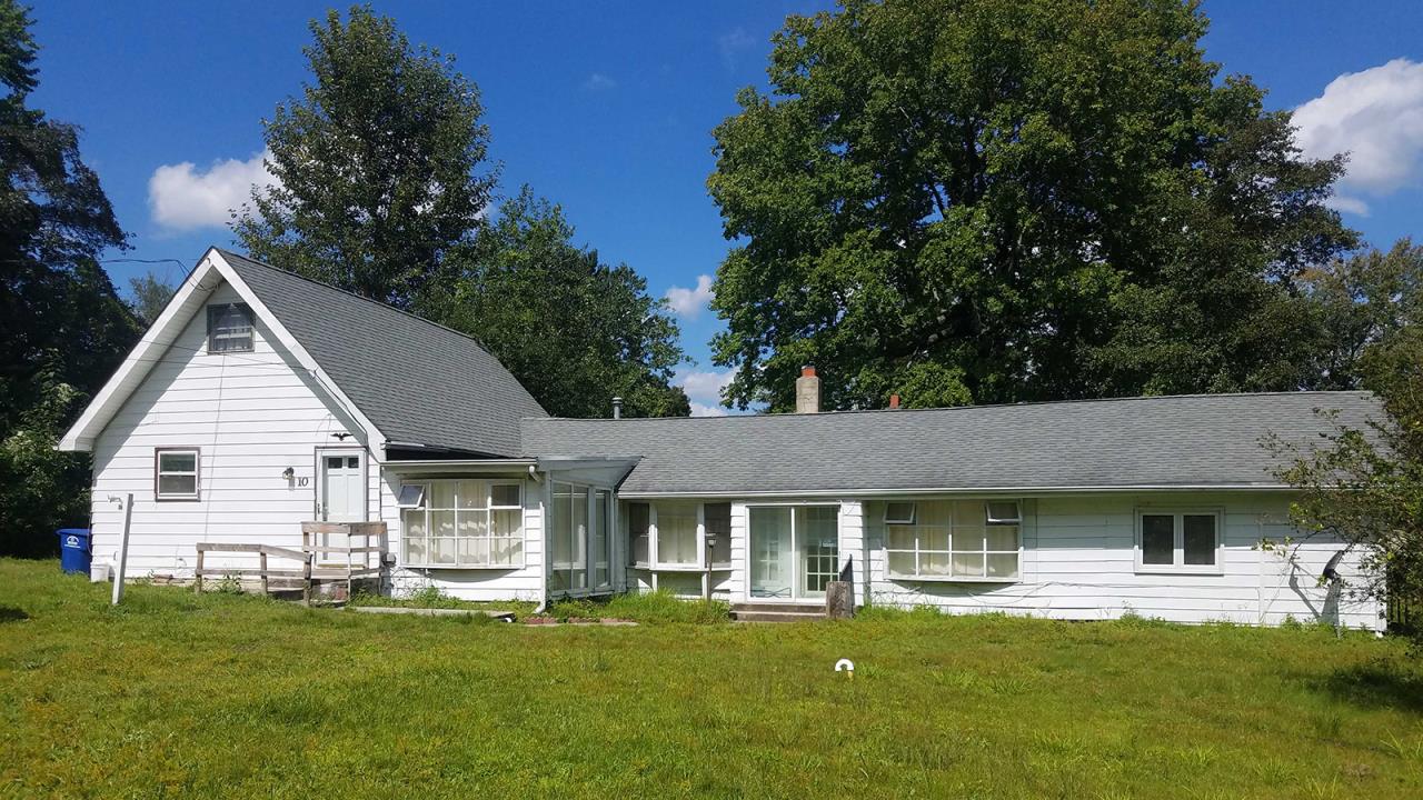 Lakefront Home Bid Your Price! AP19060