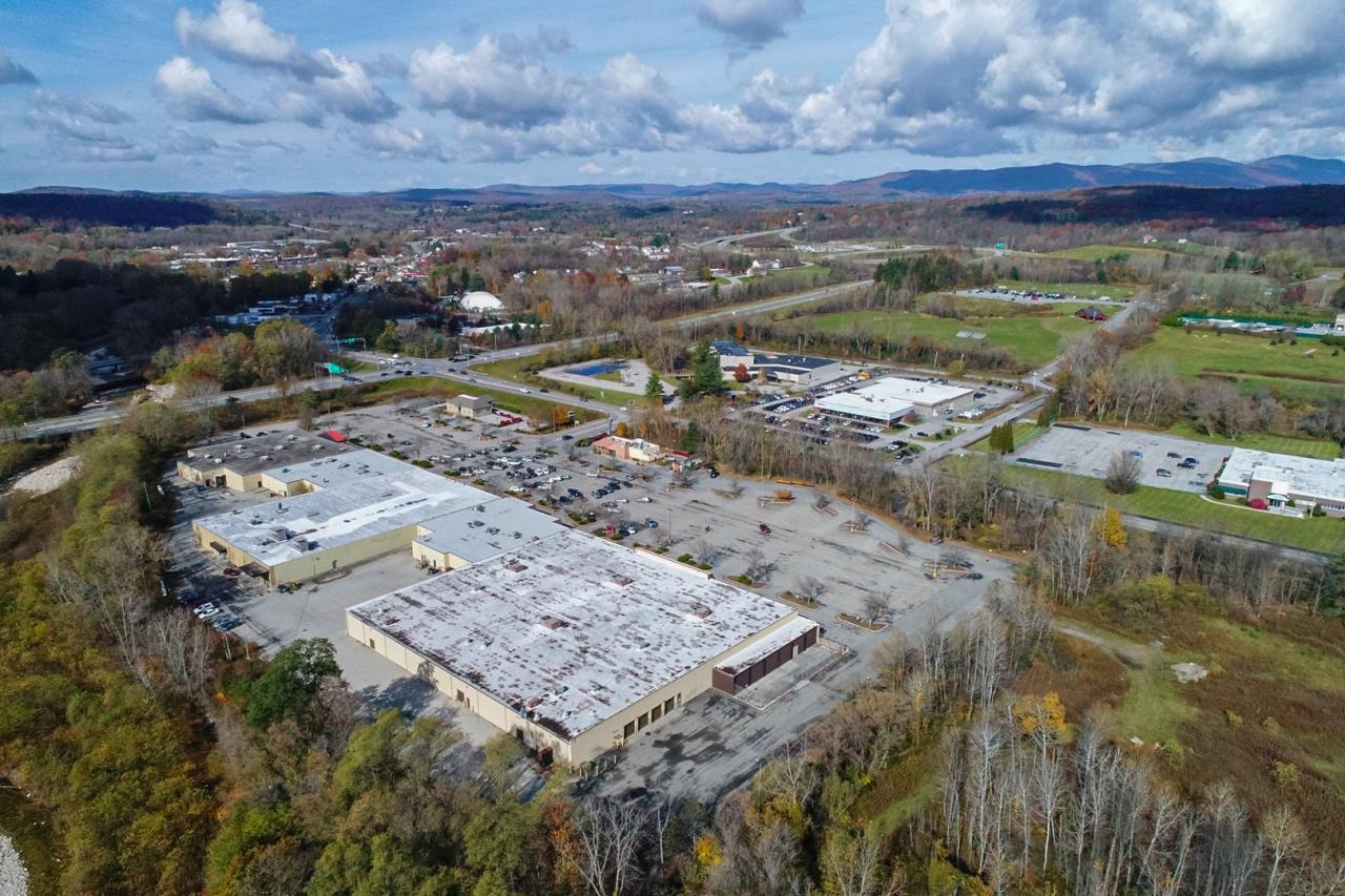 ValueAdd 150,892+/sf Community Shopping Center AP20202