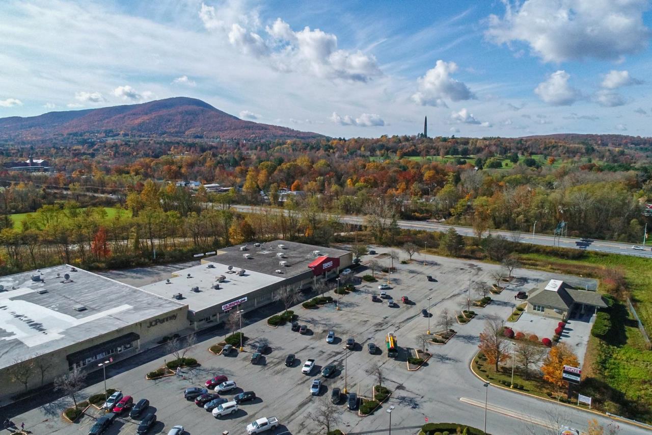 ValueAdd 150,892+/sf Community Shopping Center AP20202