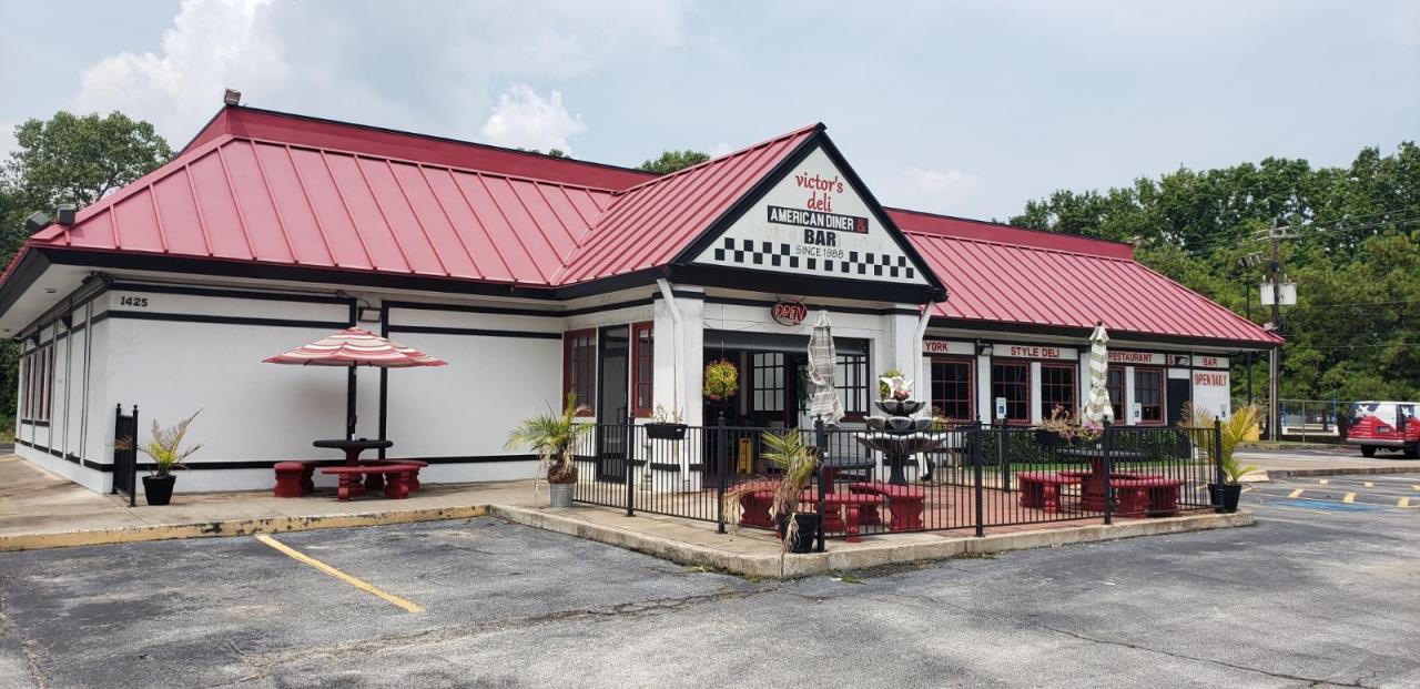 NASA Parkway Freestanding Restaurant & Bar TAA2004