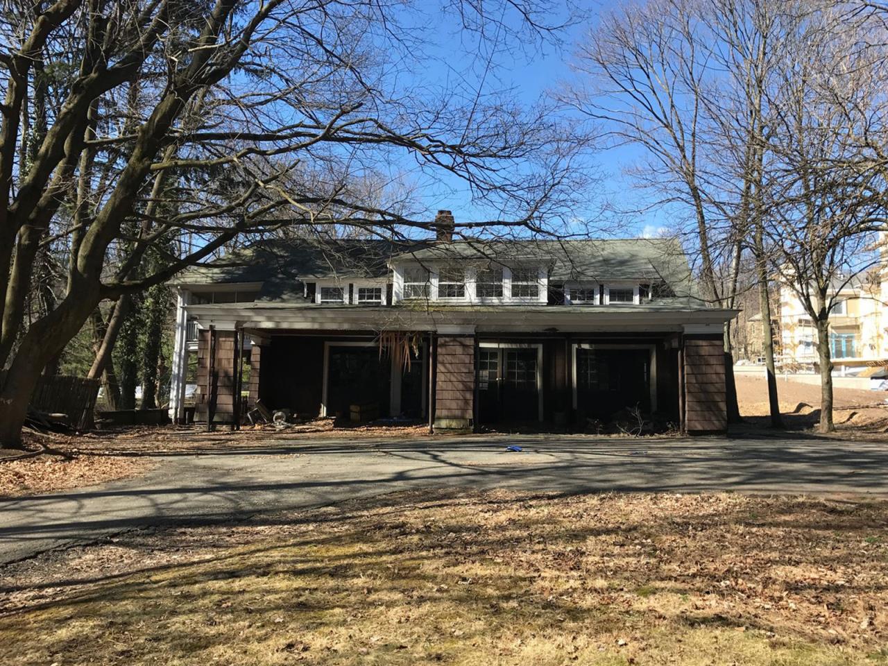 SOLD at auction Historic Mansion in Llewellyn Park West Orange, NJ