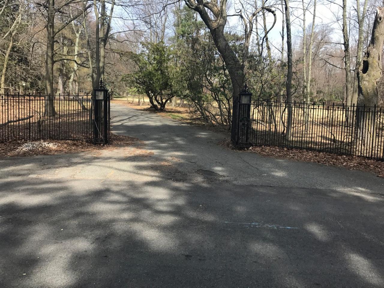 SOLD at auction Historic Mansion in Llewellyn Park West Orange, NJ
