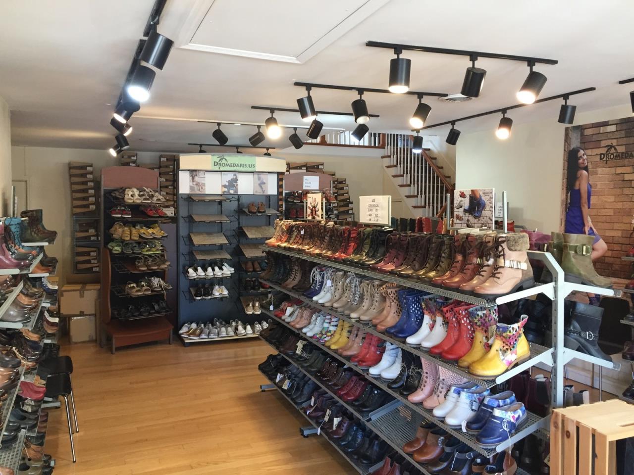 SOLD at auction 3Unit Mix of Retail and Residential Bellingham, MA