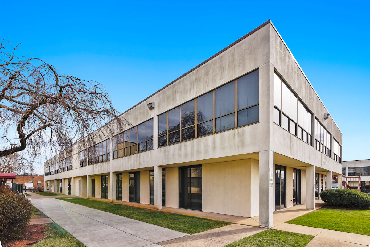 SOLD at auction 17,930sf Office Building on 1 Acre Manassas, VA