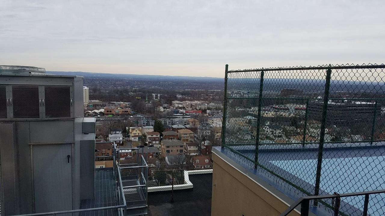 SOLD at auction CoOp Unit Available in Luxury Building Fort Lee, NJ