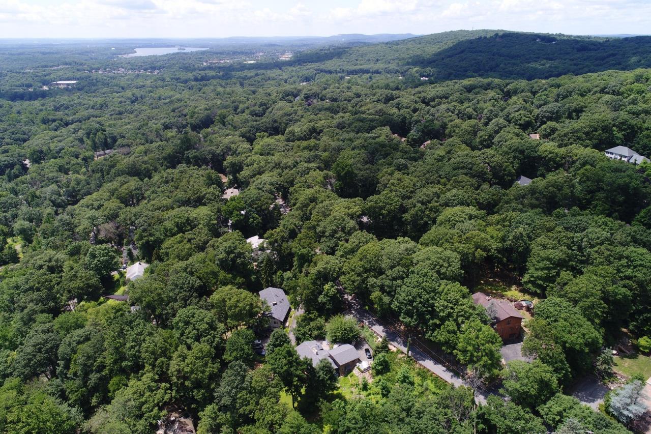 SOLD at auction Dream Home Site Lake Valhalla Montville, NJ