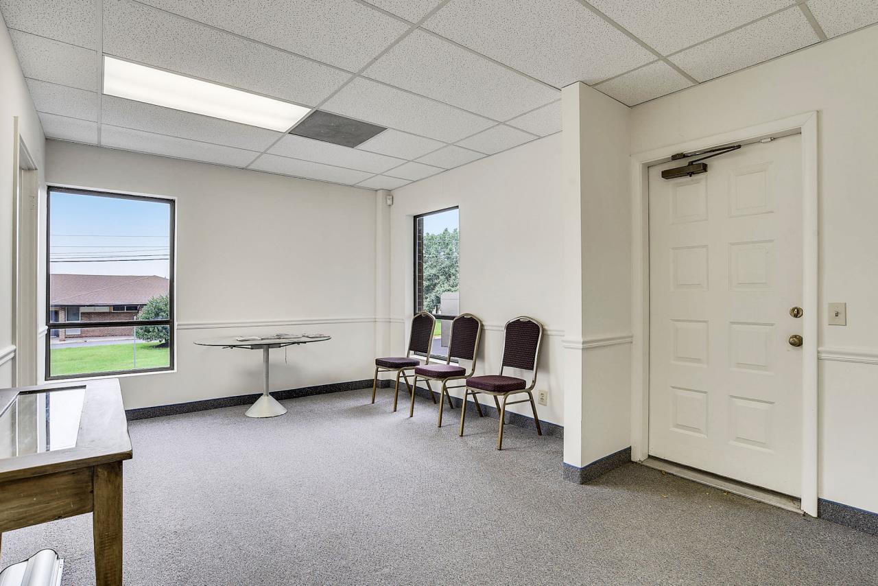 SOLD at auction 1,662sf Medical/Office Condo Manassas, VA