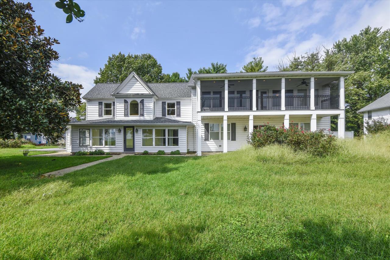 SOLD at auction Absolute Waterfront Home on 7+ Acres Broomes