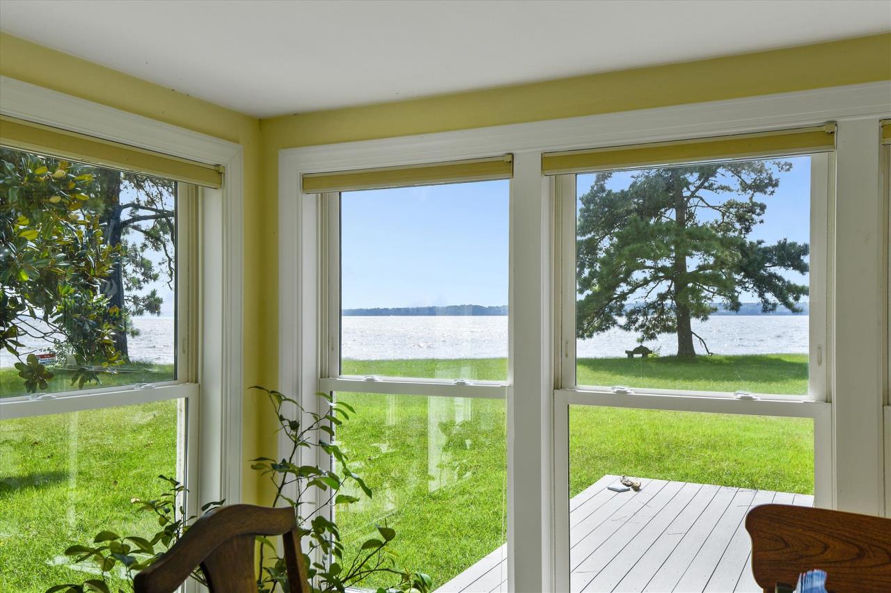 SOLD at auction Absolute Waterfront Home on 7+ Acres Broomes