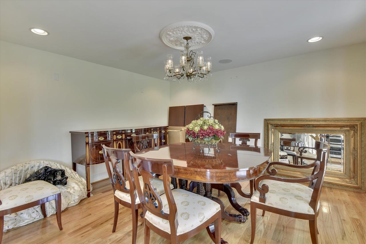 SOLD at auction Absolute Waterfront Home on 7+ Acres Broomes