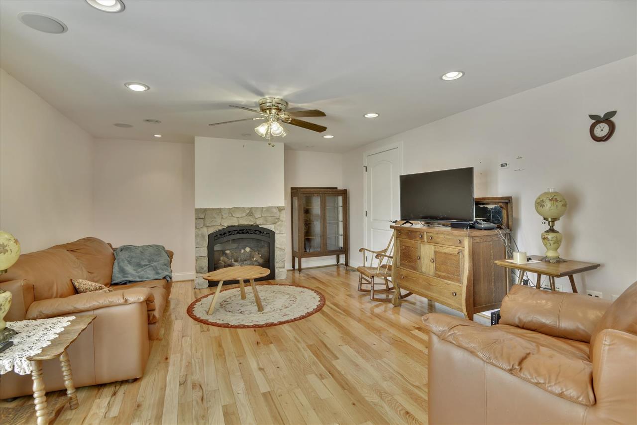 SOLD at auction Absolute Waterfront Home on 7+ Acres Broomes