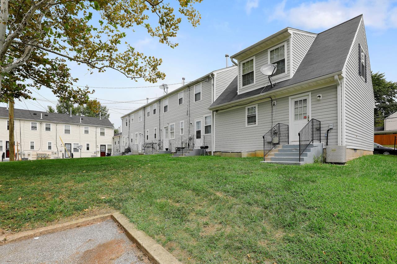 SOLD at auction Investor Alert Seven Leased Condo Townhomes