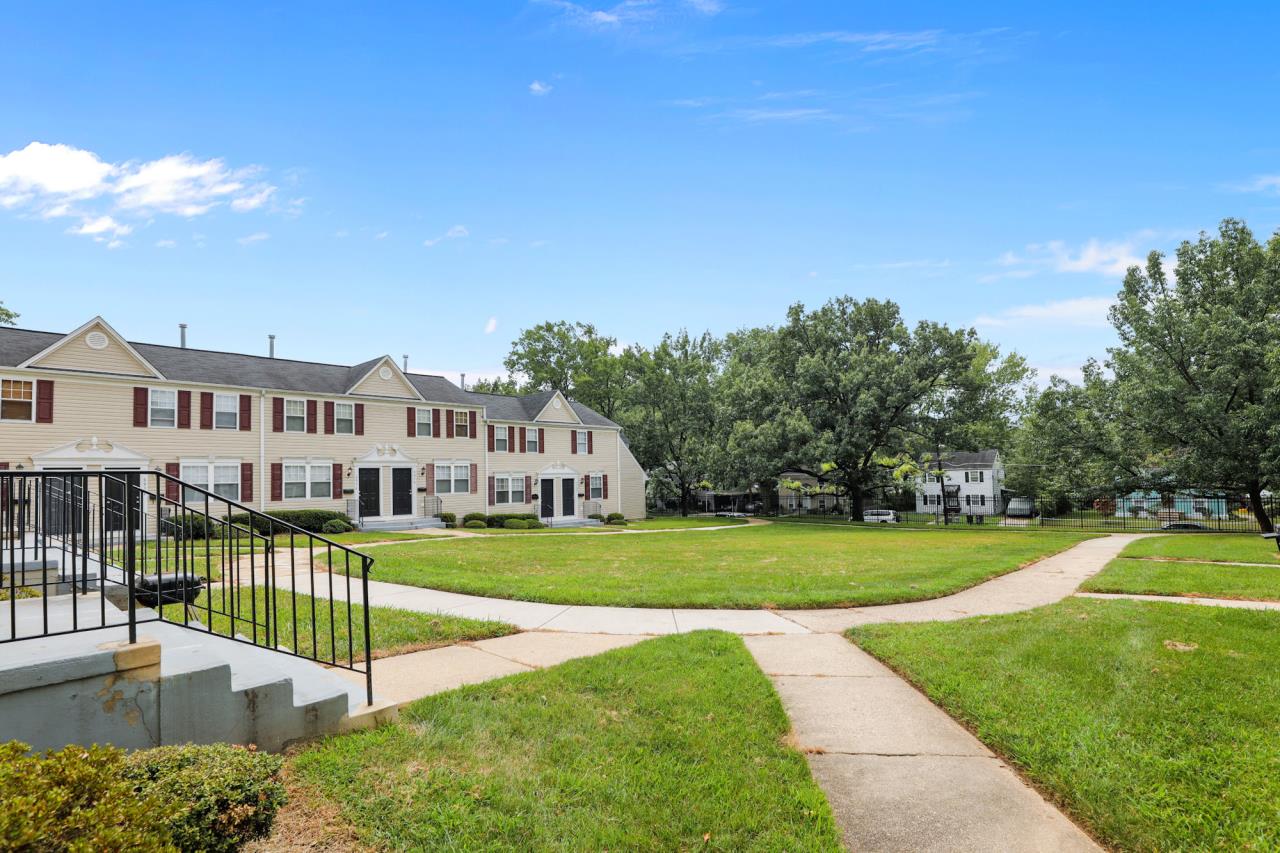 SOLD at auction Investor Alert Seven Leased Condo Townhomes