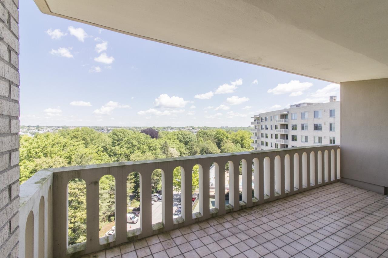 SOLD at auction Luxurious HighRise Condo Bala Cynwyd, PA