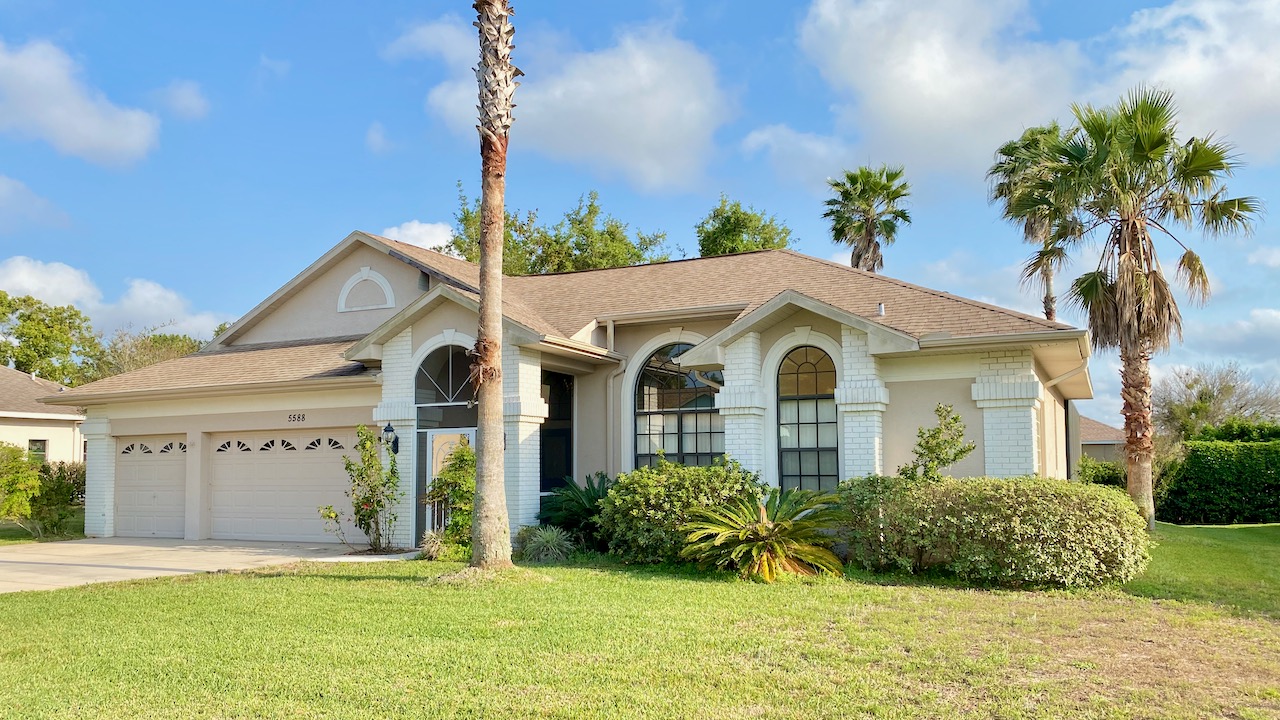 SOLD at auction 3BR/3BA Pool Home in Gated Community Lecanto, FL