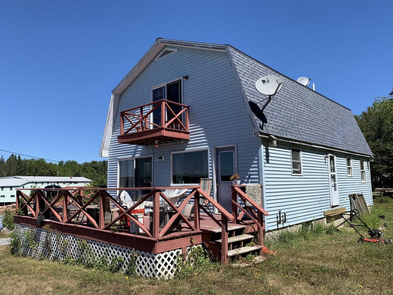 Bunkers Cove Waterfront Wharf, Pier & Pound + Single Family AP202035