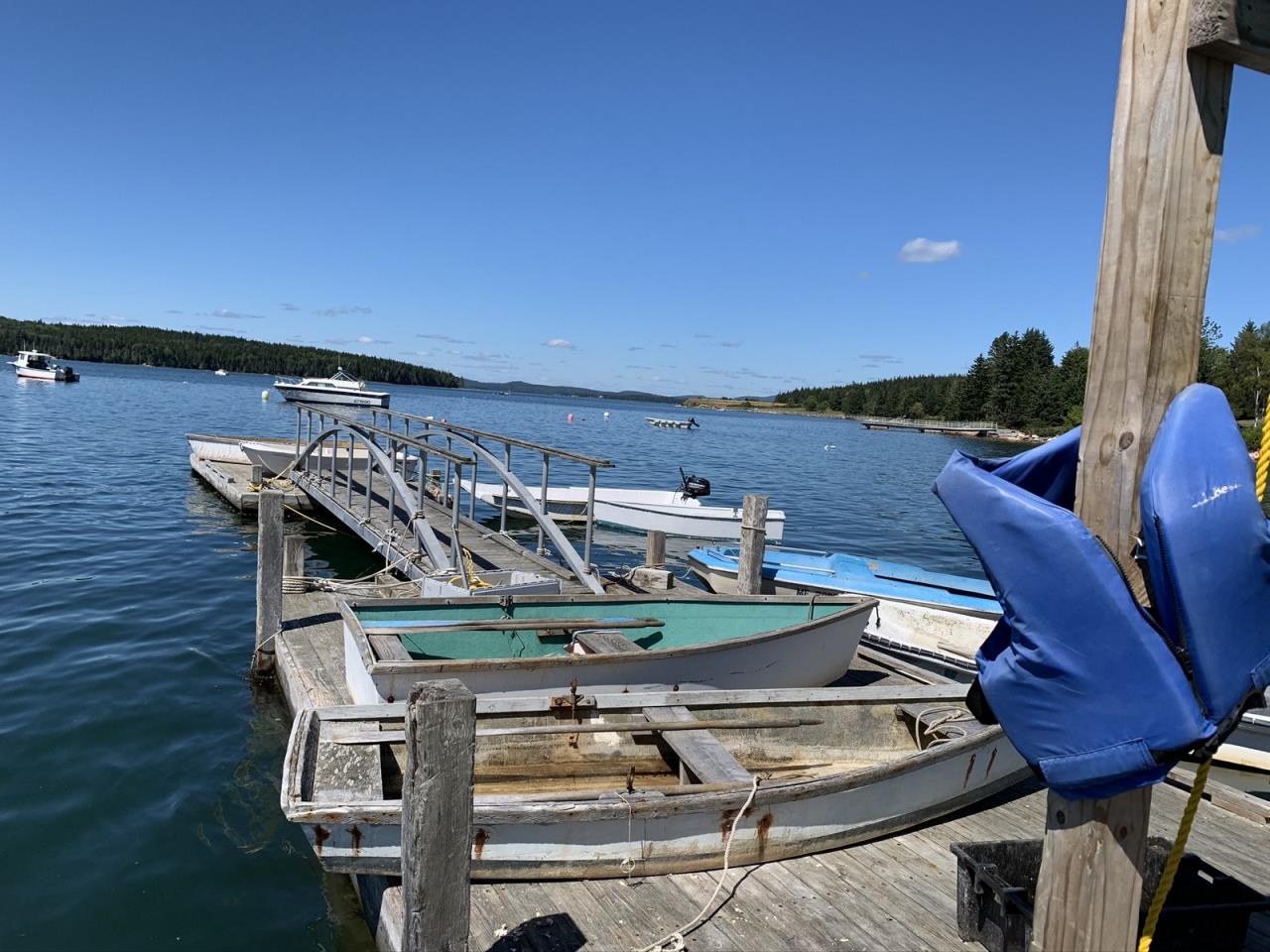 Bunkers Cove Waterfront Wharf, Pier & Pound + Single Family AP202035