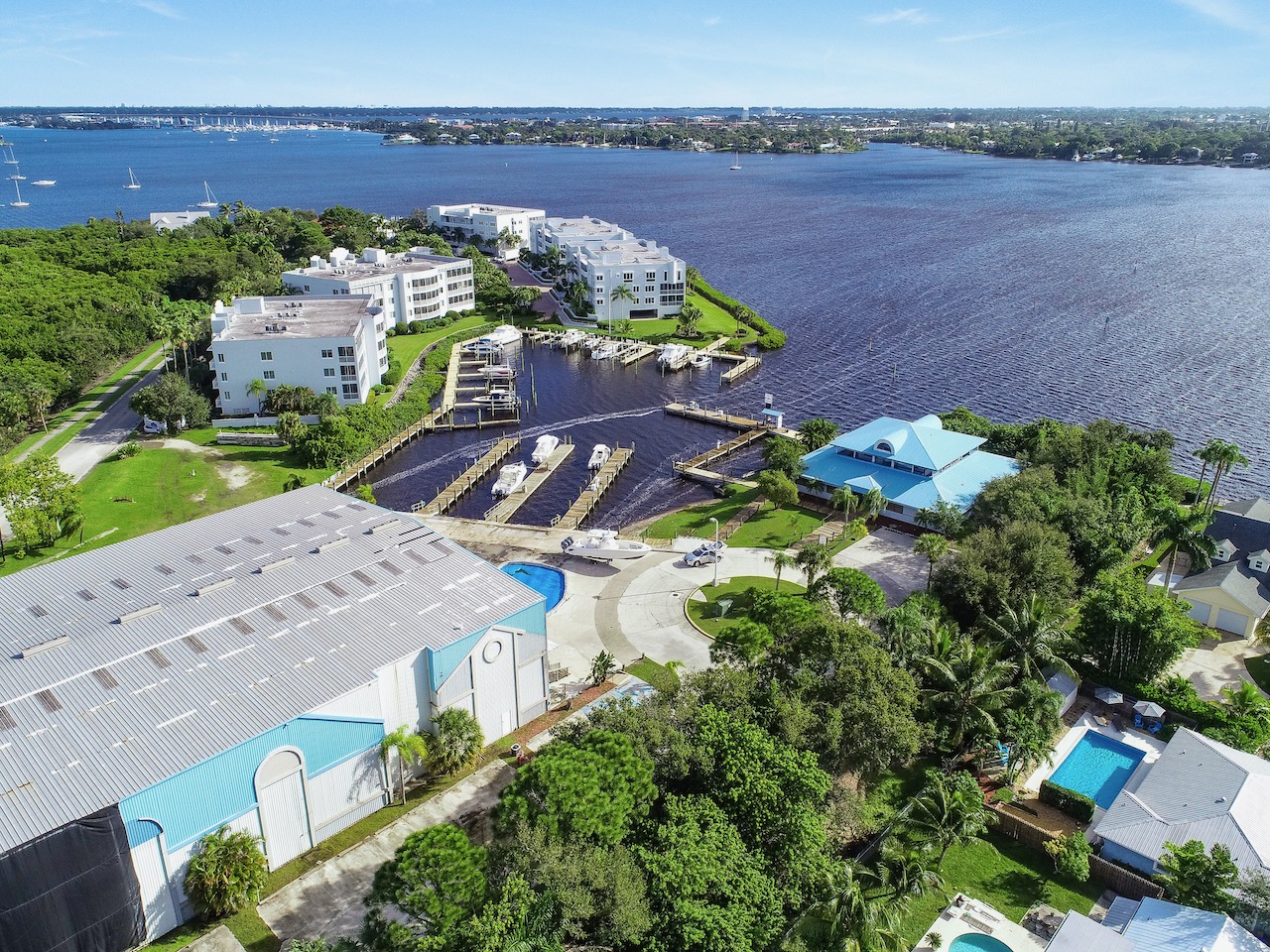 https://www.tranzon.com/propertyimages/128495_15806.jpeg
