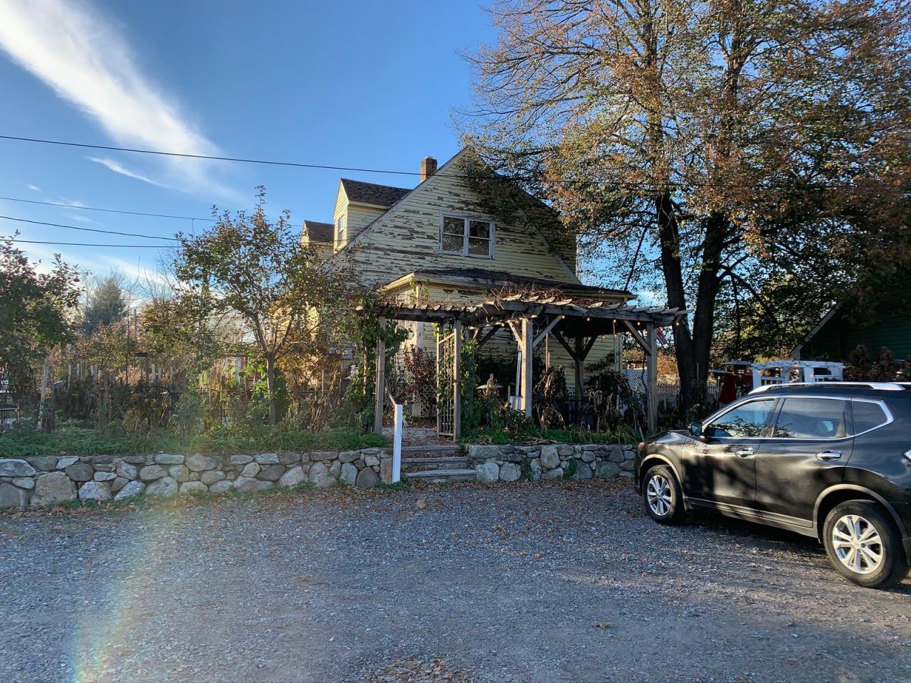 Prime Hollis Center Location Retail / Restaurant AP21001