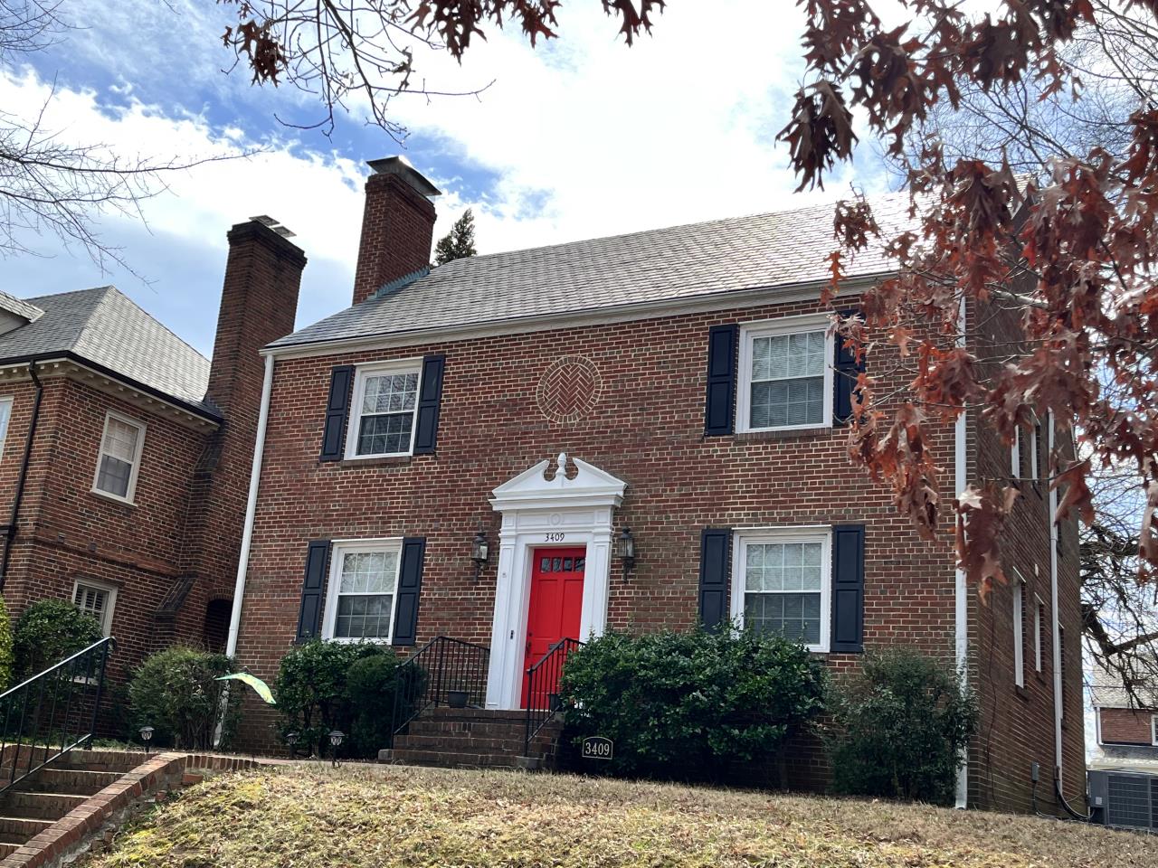 SOLD at auction Multifamily Foreclosures Monument Ave & Ginter Park