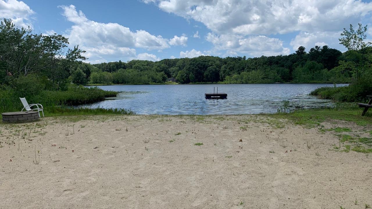 MidCentury Ranch with Access to Rainbow Lake AP22052
