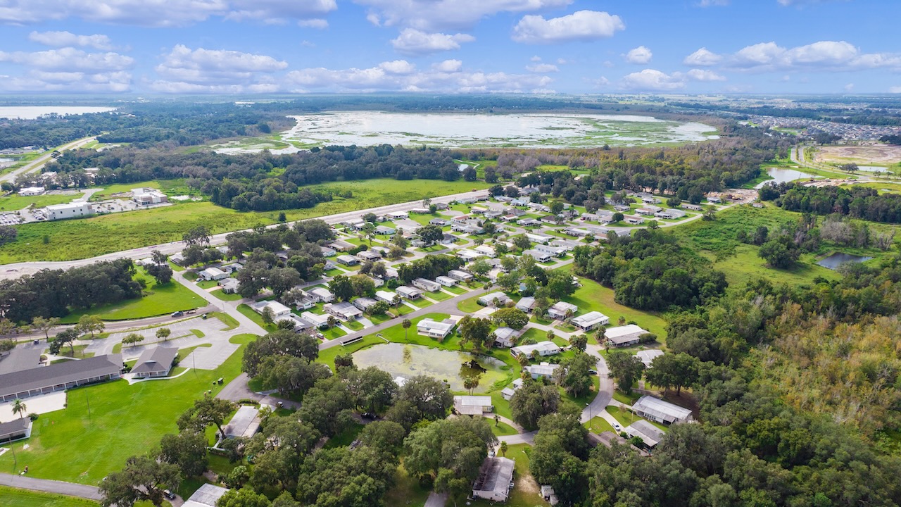 mh-lot-portfolio-adjacent-to-the-villages-dg1321