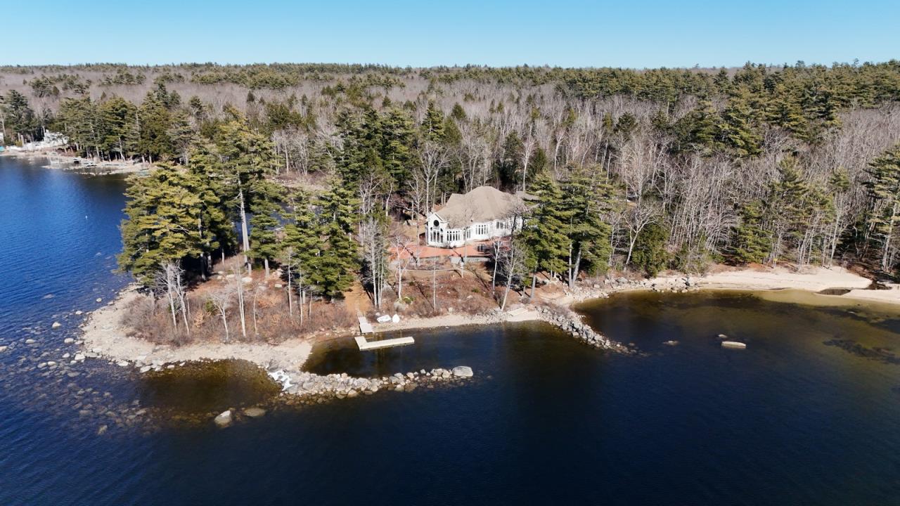 Sebago Lakefront Property AP24036