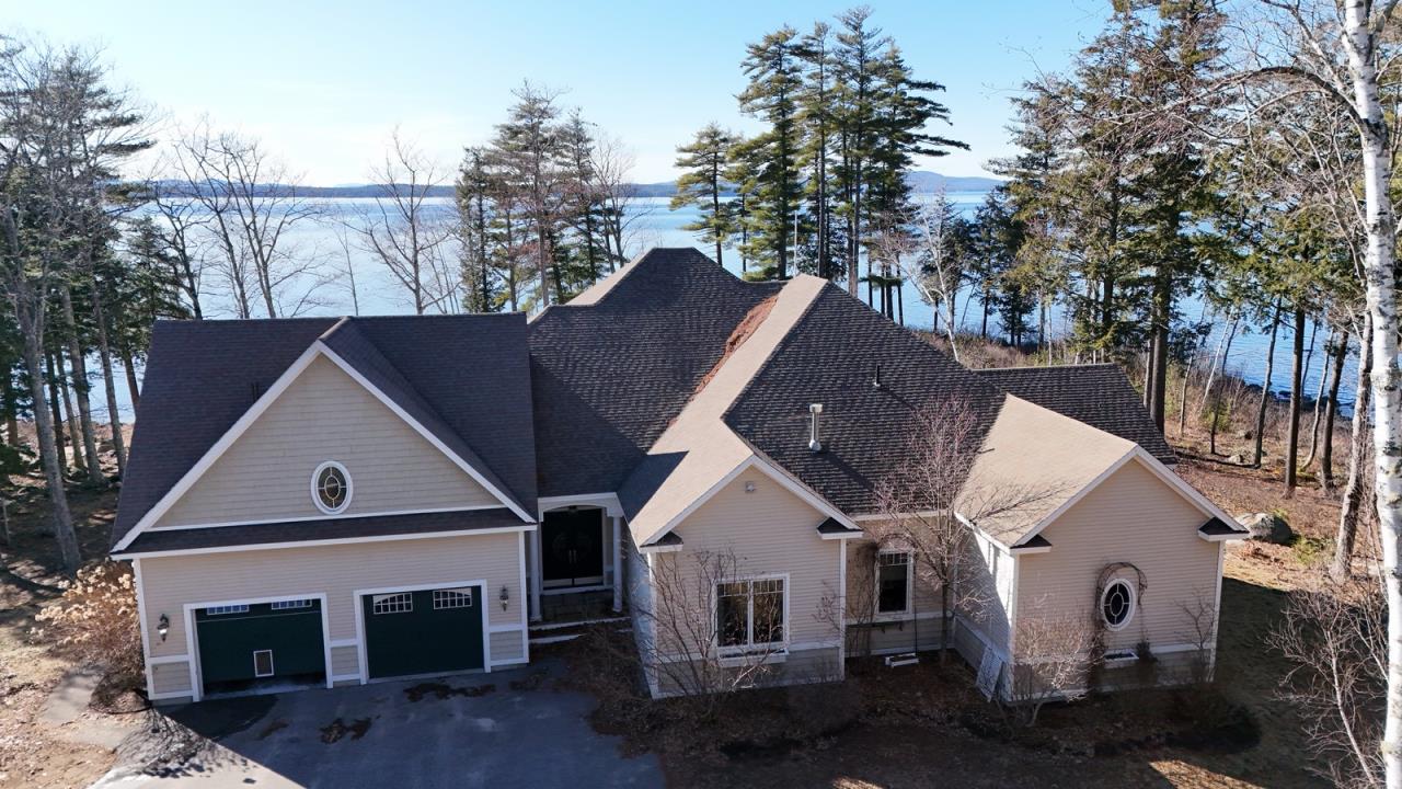 Sebago Lakefront Property AP24036