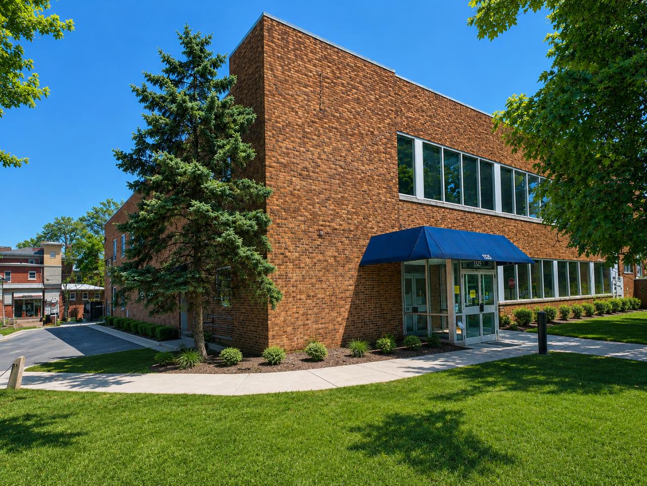 https://www.tranzon.com/propertyimages/183851_18352.png