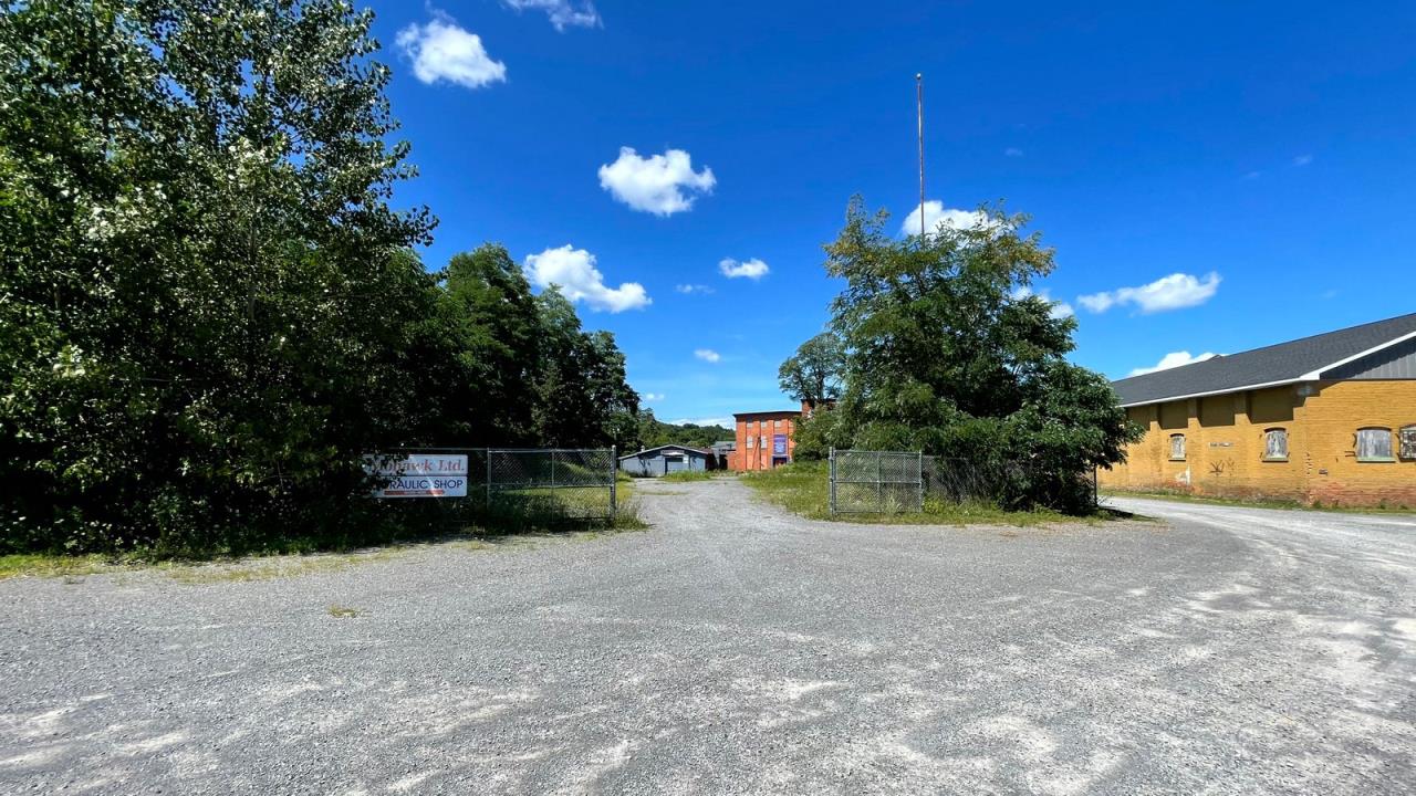 https://www.tranzon.com/propertyimages/186329_18428.jpg
