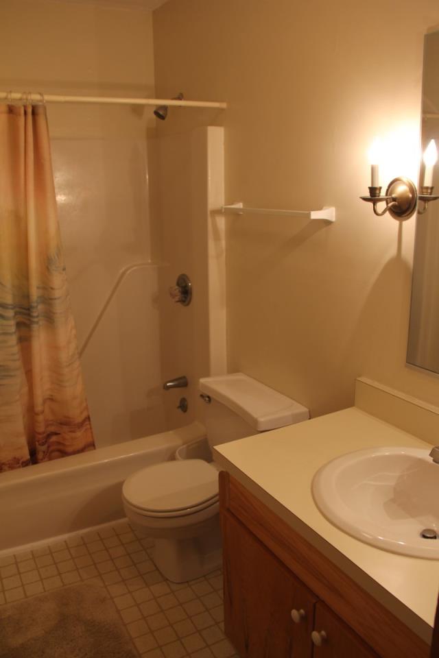 SOLD at auction 4 BR/3 BA Oceanfront Condo, Duck NC 5 Week Co