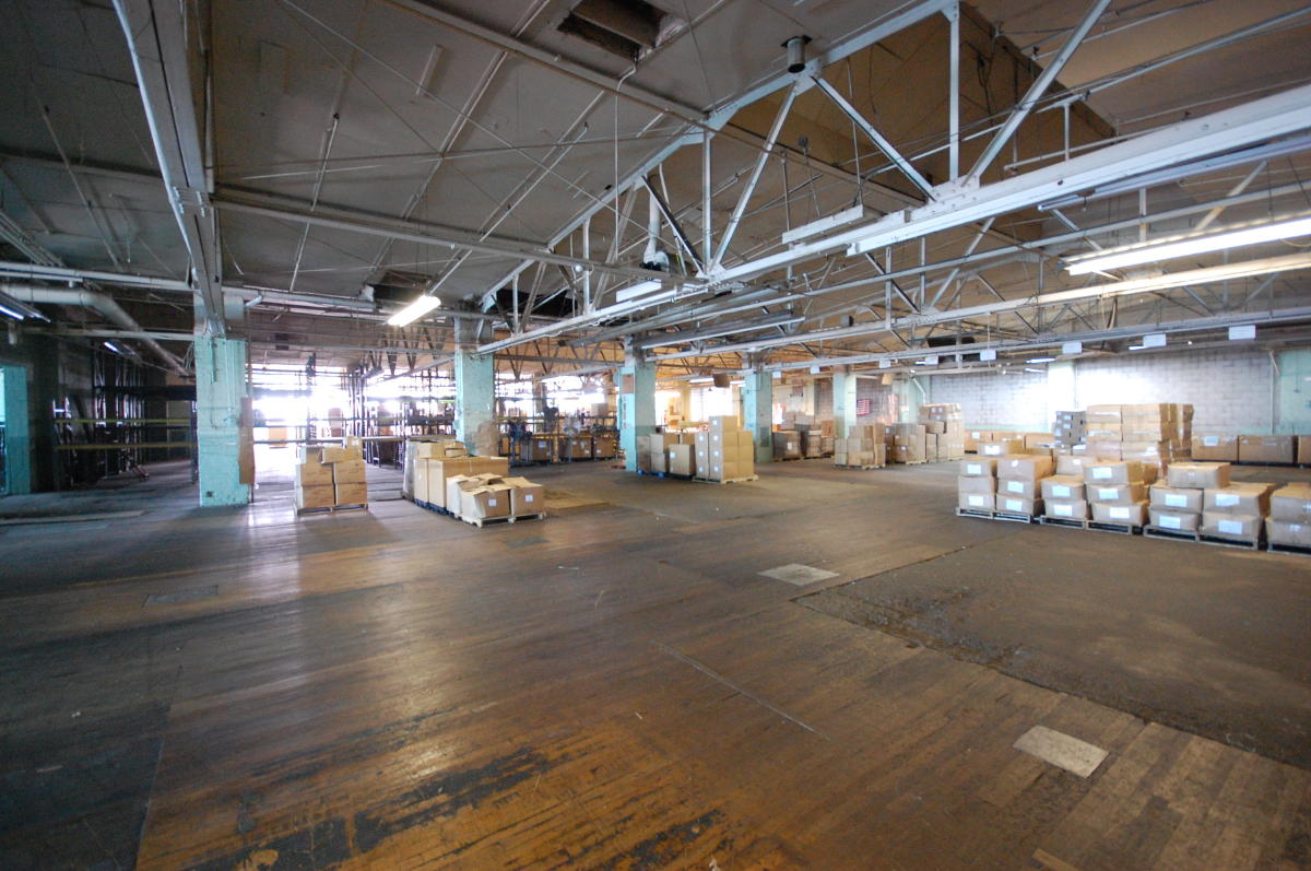 SOLD at auction 106,000sf Warehouse To Highest Bidder Above 75,000 Baltimore, MD