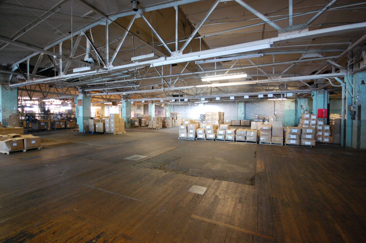 SOLD at auction 106,000sf Warehouse To Highest Bidder Above 75,000 Baltimore, MD