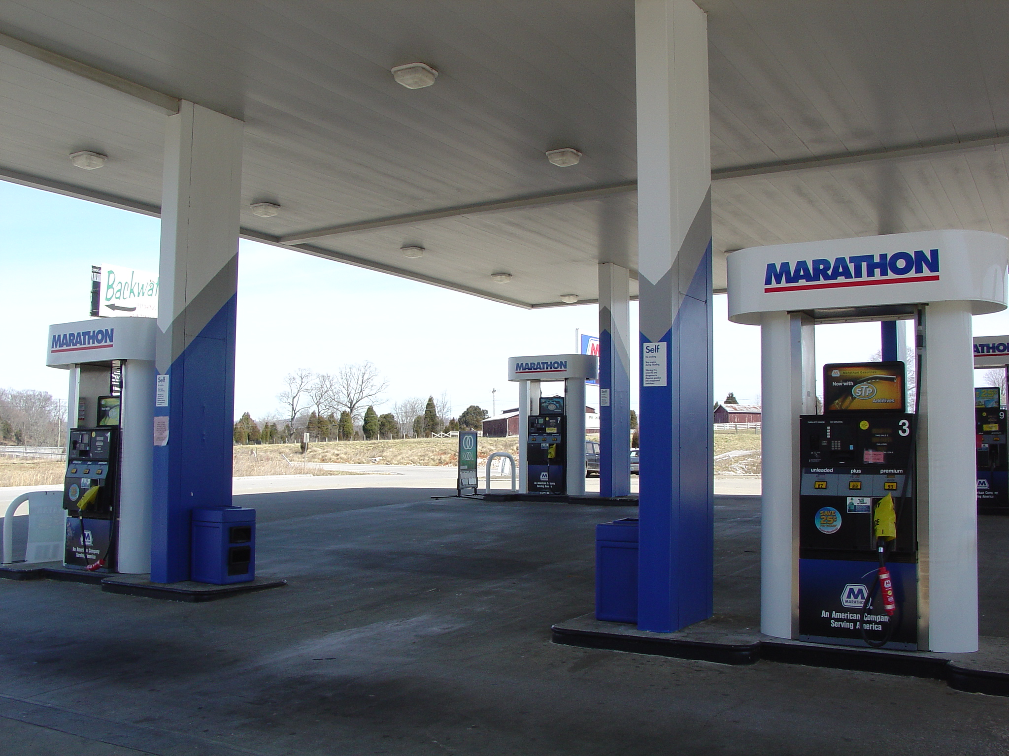 SOLD at auction Somerset, KY An Operating Convenience Store 914