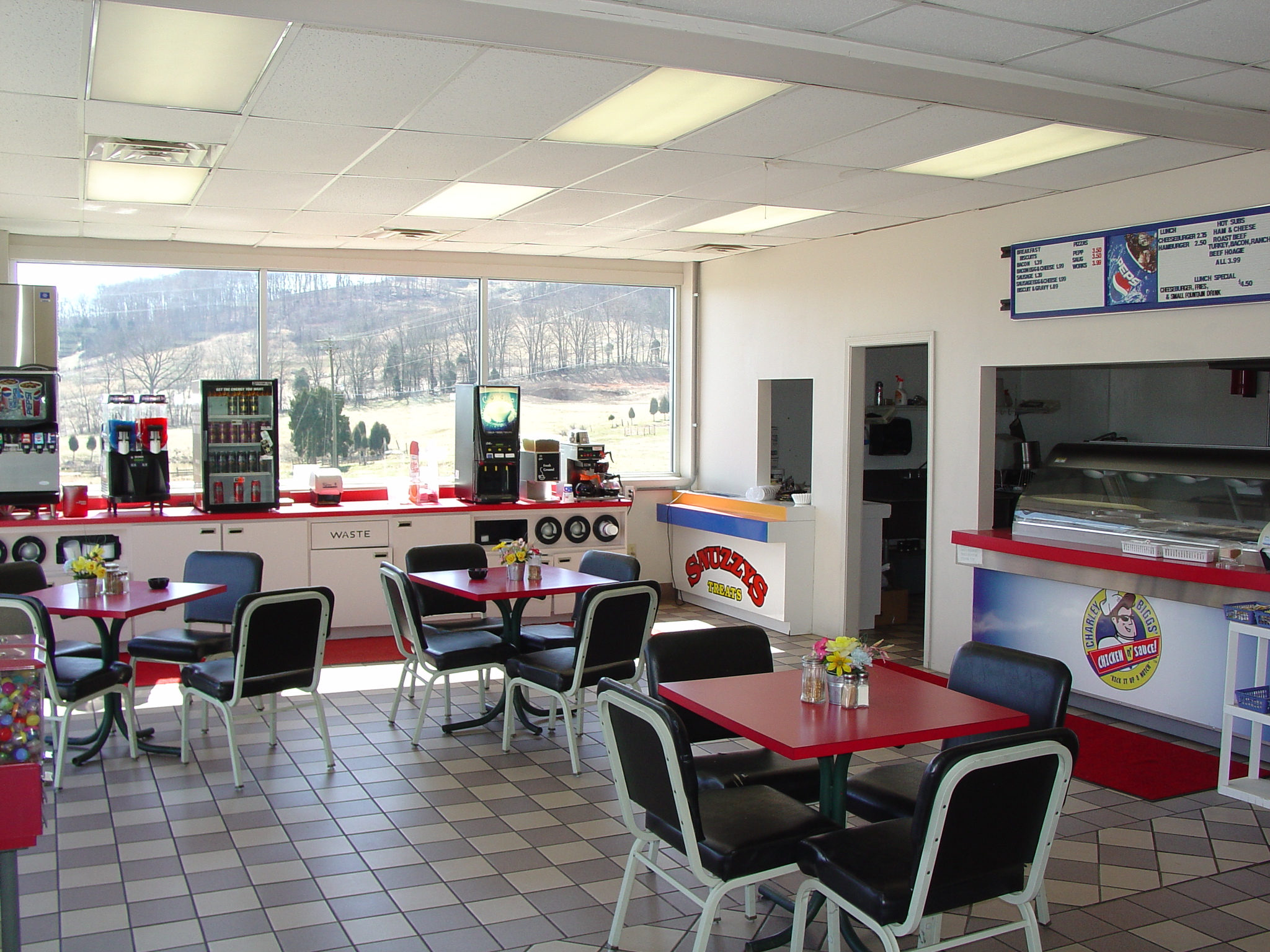 SOLD at auction Somerset, KY An Operating Convenience Store 914