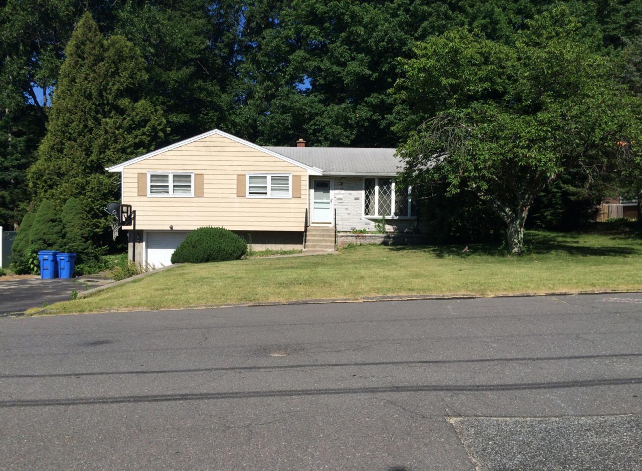 SOLD at auction Bank Owned Single Family Home Waterbury, CT
