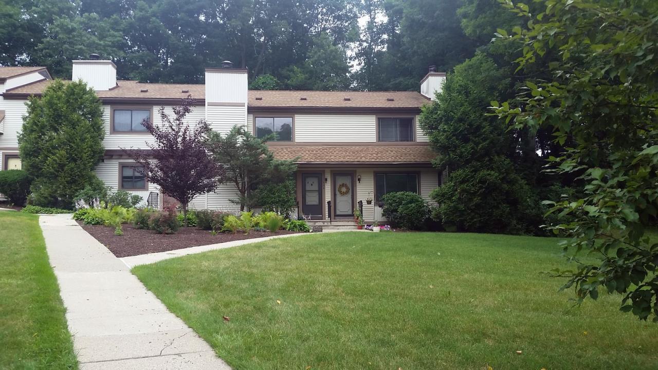 SOLD at auction Bank Owned Residential Condo Unit Stanhope, NJ