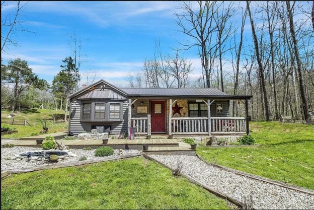 Auction | 2 BR/2 BA Rustic Cabin on 3+/- Acres w/Pond